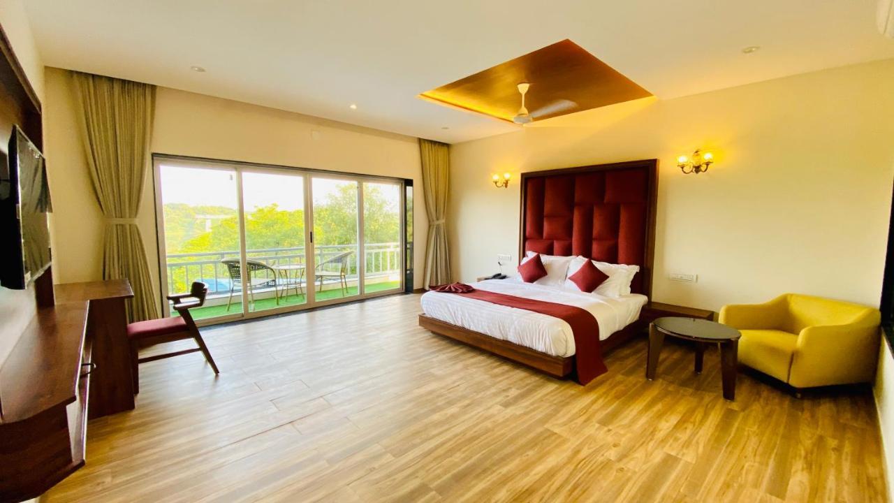 Krishna Riverside Resort Vasad Dış mekan fotoğraf