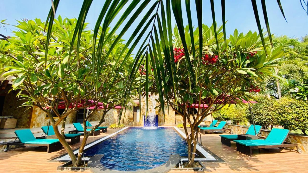 Krishna Riverside Resort Vasad Dış mekan fotoğraf
