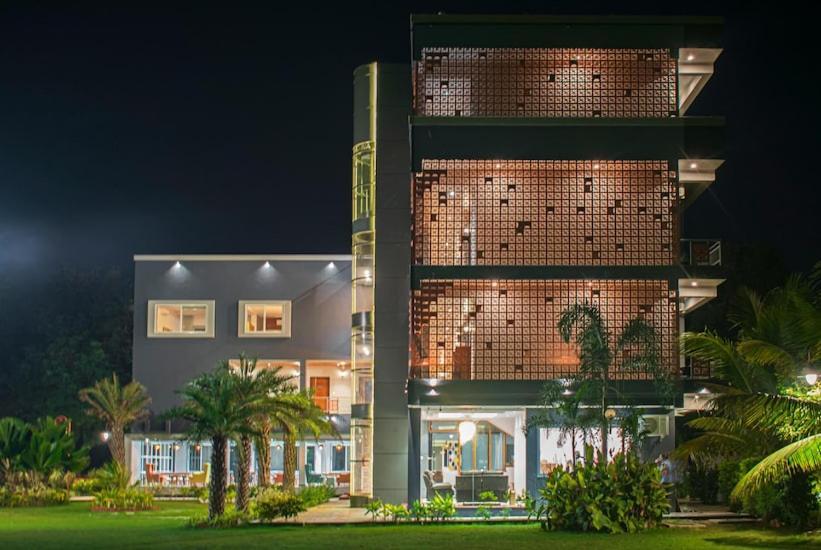 Krishna Riverside Resort Vasad Dış mekan fotoğraf