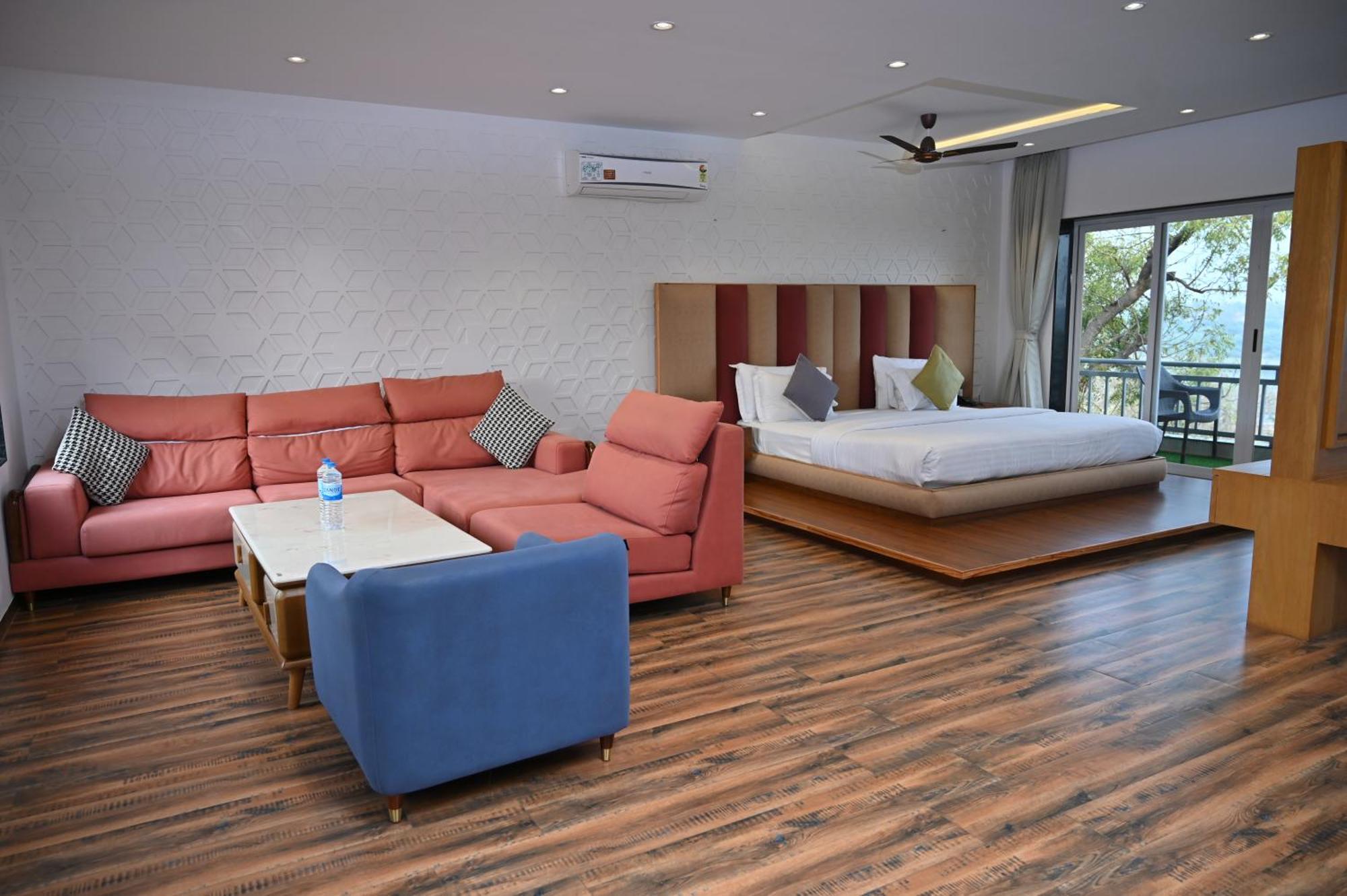 Krishna Riverside Resort Vasad Dış mekan fotoğraf
